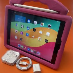 Apple iPad 6th Generation – 32 GB – 9.7” Retina Display – Excellent Condition