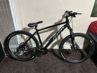 2022 Fezzari Lone Peak bicycle