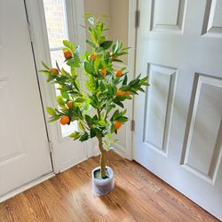 NEW 3.75 FT 45" Faux Artificial Orange Tree - Potted Plant - $65 Retail - Home Fruit Decor