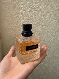perfume, valentino