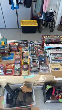 Diecast Collectibles