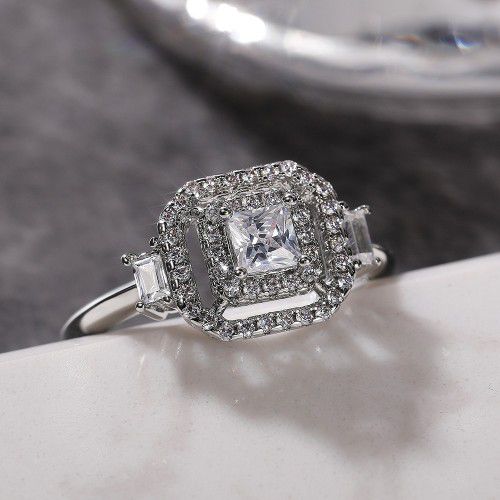 "Luxury Engagement Clear Gem Zircon Square Noble Dainty Ring for Women, K782
 
 