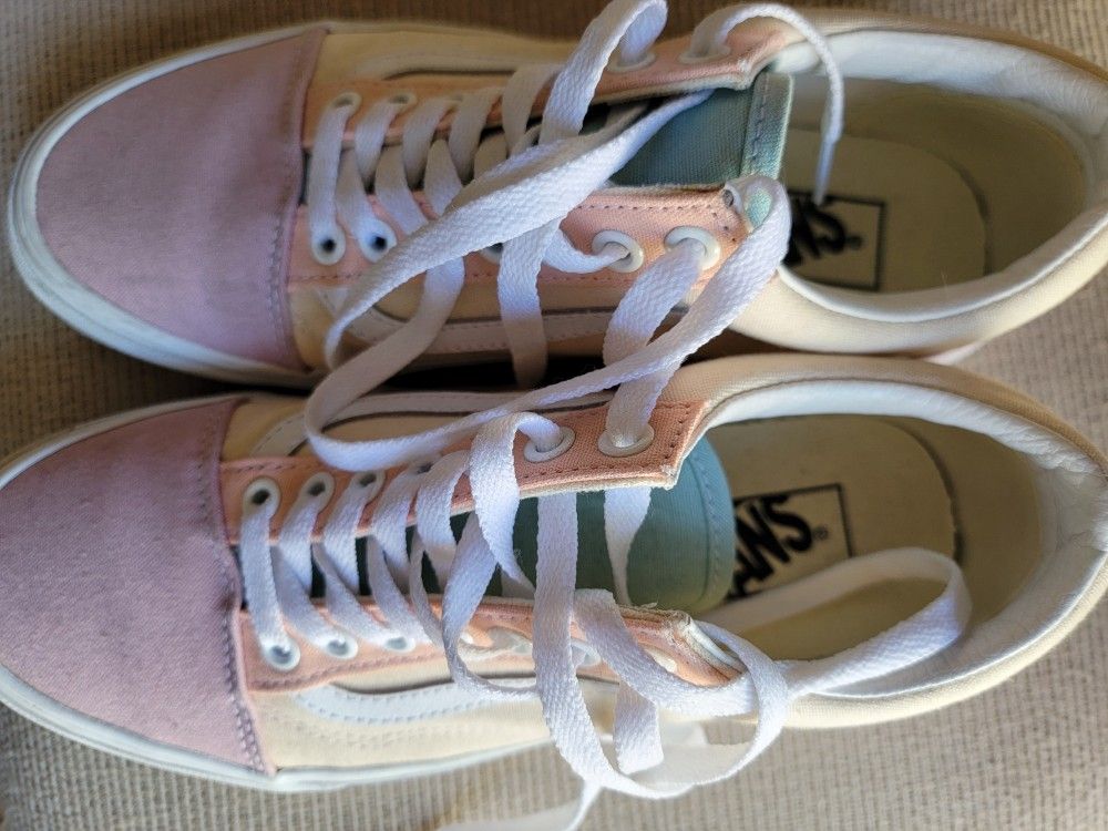 New VANS size 8.5