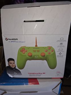 Wired game controller