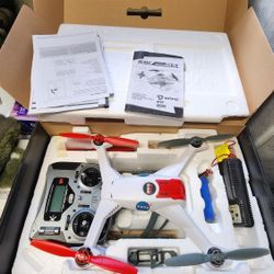 Blade 350 QX Quadcopter + Spektrum DX6i Remote – Ready to Fly (Needs Battery)