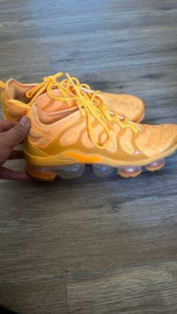 Yellow vapor maxes size 8.5