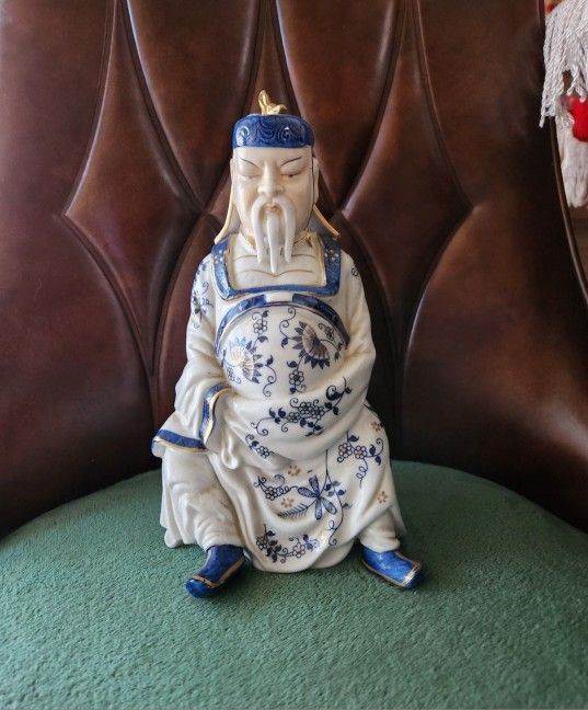 Antique Vintage Porcelain Figurine