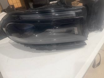 2016 Dodge Charger headlights