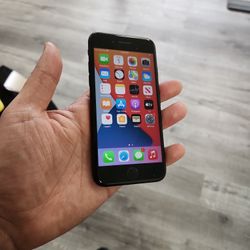 IPHONE 7 32GB UNLOCK ANY SIM 