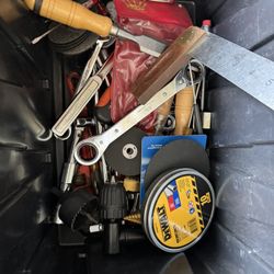 Tools - moving Sale - A LOT OF STUFF Check My Profile
