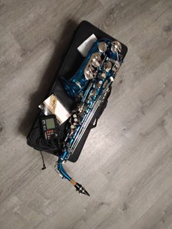 New Mendini sax