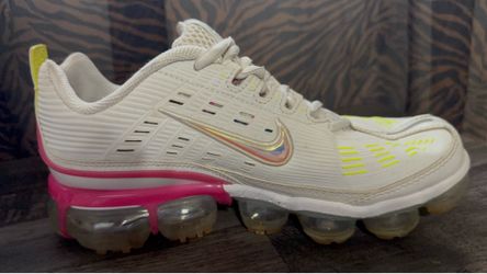 NIKE VAPOR X 360  size 8.5