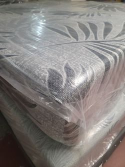 Queen mattress