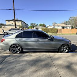 2015 Mercedes-Benz C-Class