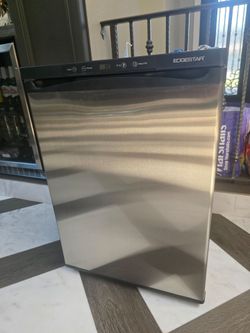 EdgeStar Stainless Steel Kegerator Beverage Cooler