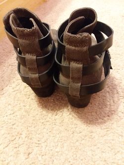 New Gray Ankle Boots With Belts Size 9.5