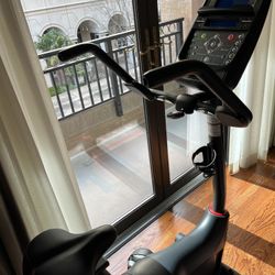 Schwinn 170 Exercise Machine 