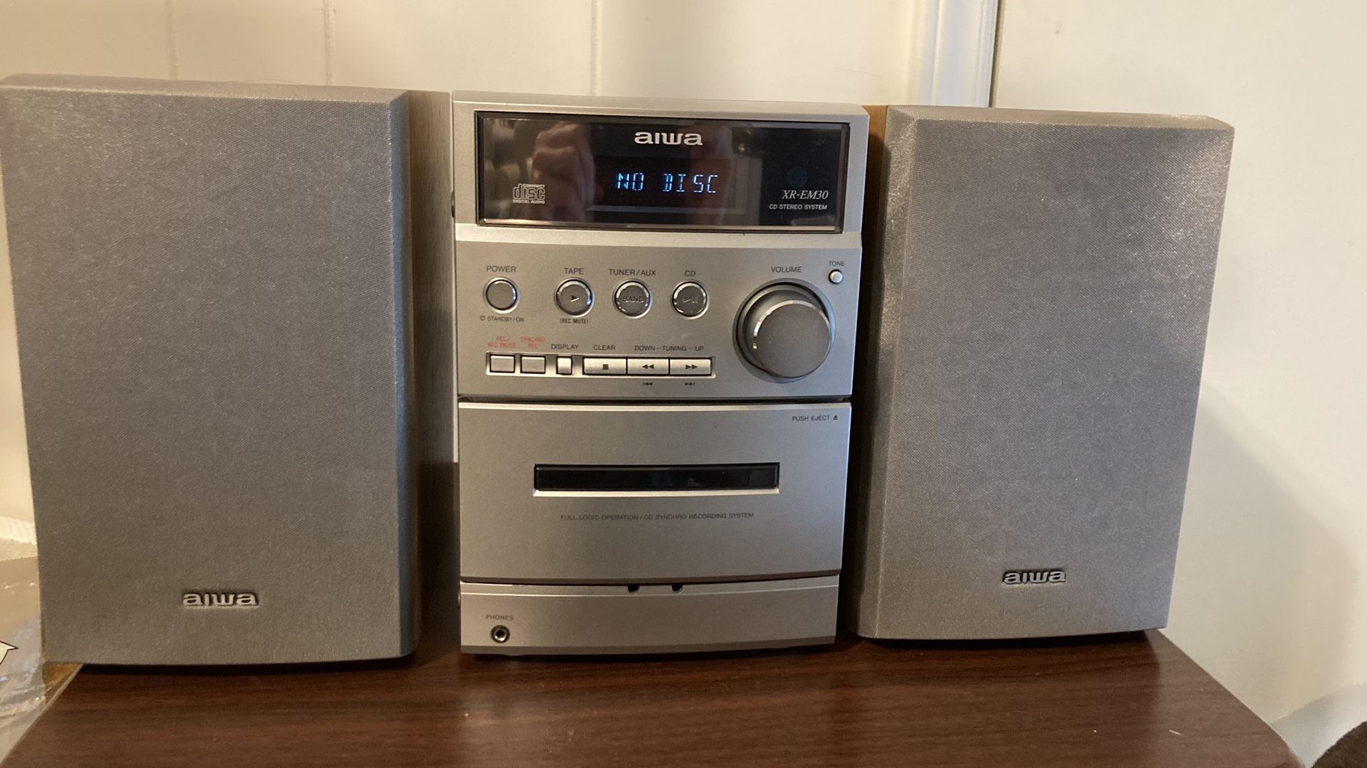 AIWA XR-EM30