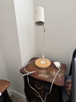 IKEA RIGGAD LED Work / Desk Lamp with Qi Wireless Phone Charger