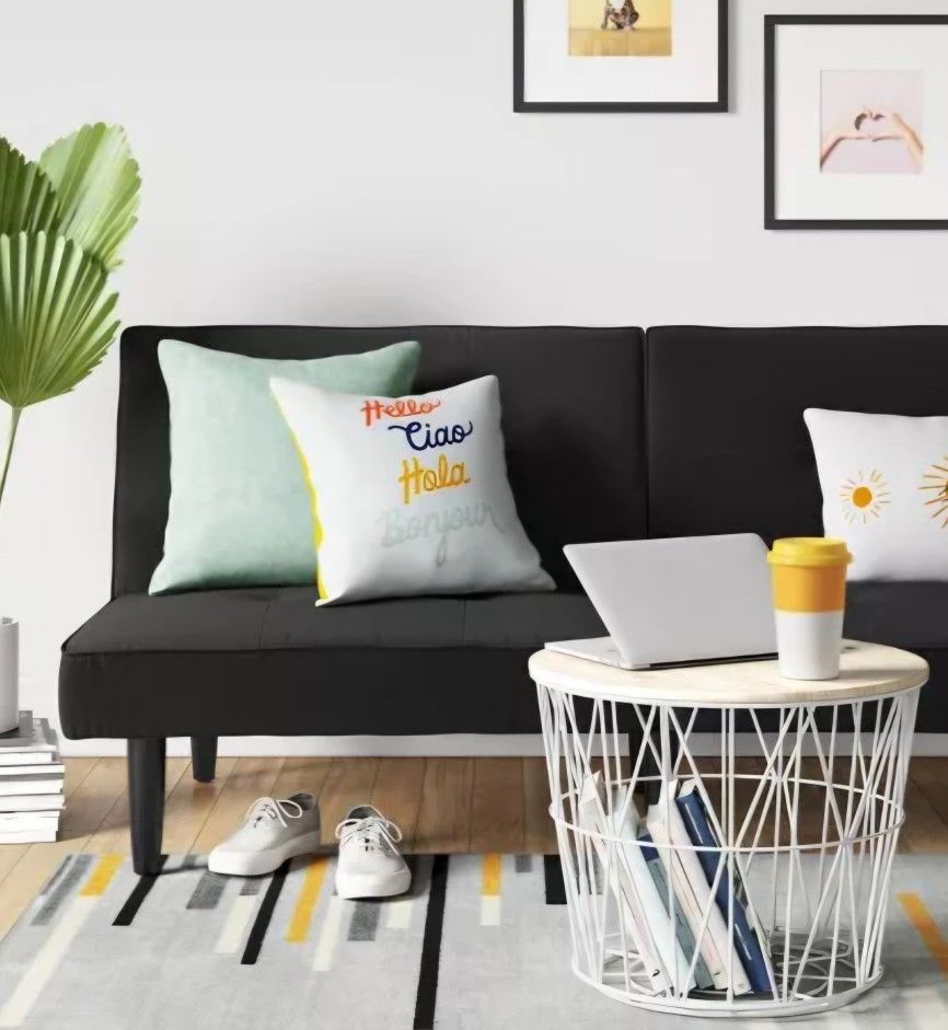 Staging Furniture: Futon