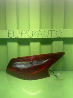 2016 2017 2018 Nissan Altima Right Passenger Side Outer Tail Light OEM