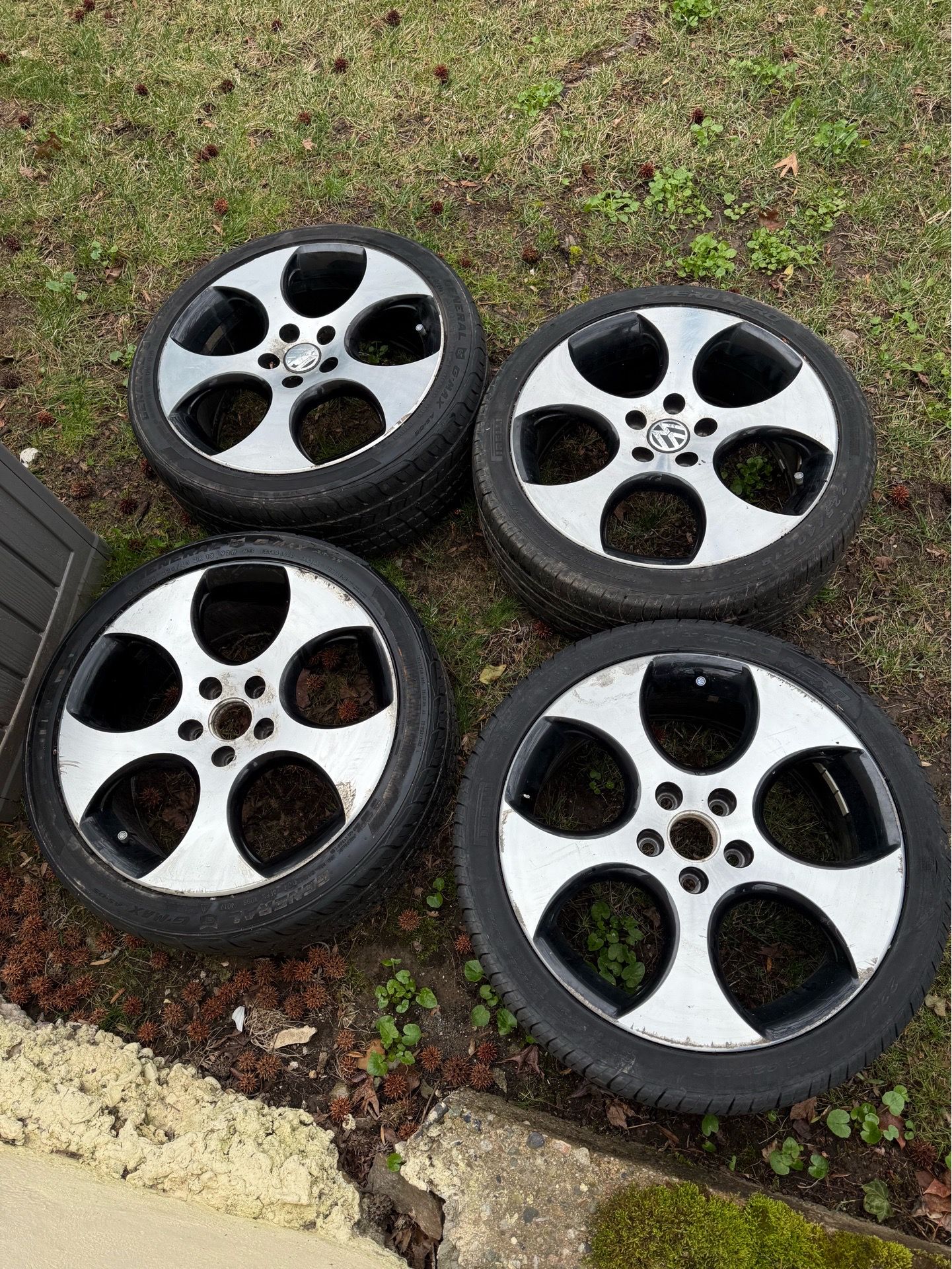 VW Detroit wheels and tires $100 obo