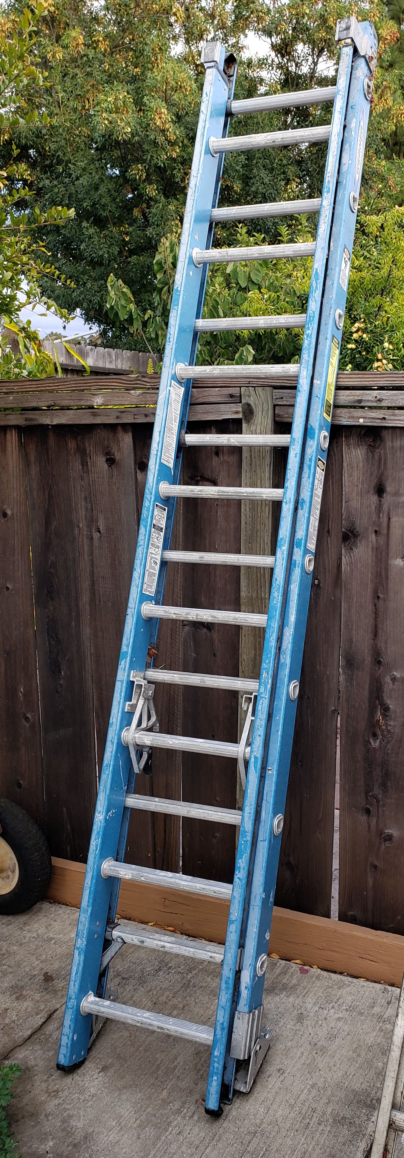Werner 16-ft Fiberglass Type 1 - 250 lbs. Extension Ladder