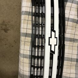 19-21 Silverado Rst Grille