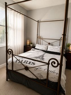 Full Size Metal Canopy Bed Frame
