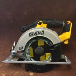 Cordless DEWALT Circular Saw (Tool Only) 