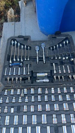 Kirkland signature socket set