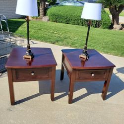 End Tables And Lamps 