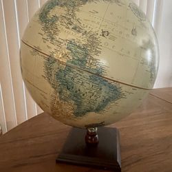 Spinning Globe Vintage Globemaster 16’’ World Globe