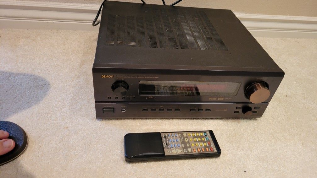 Denon AVR-3300 AV Surround Sound Receiver Vintage