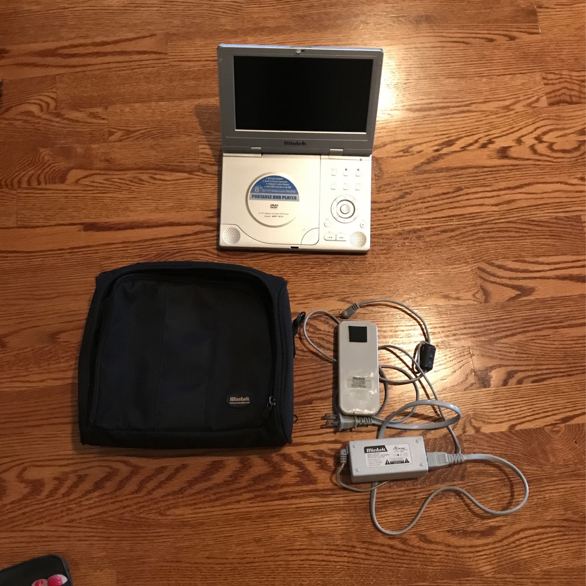 Mintek MDP Portable DVD Player- MDP1810. Sells For $250- and more. $29.00