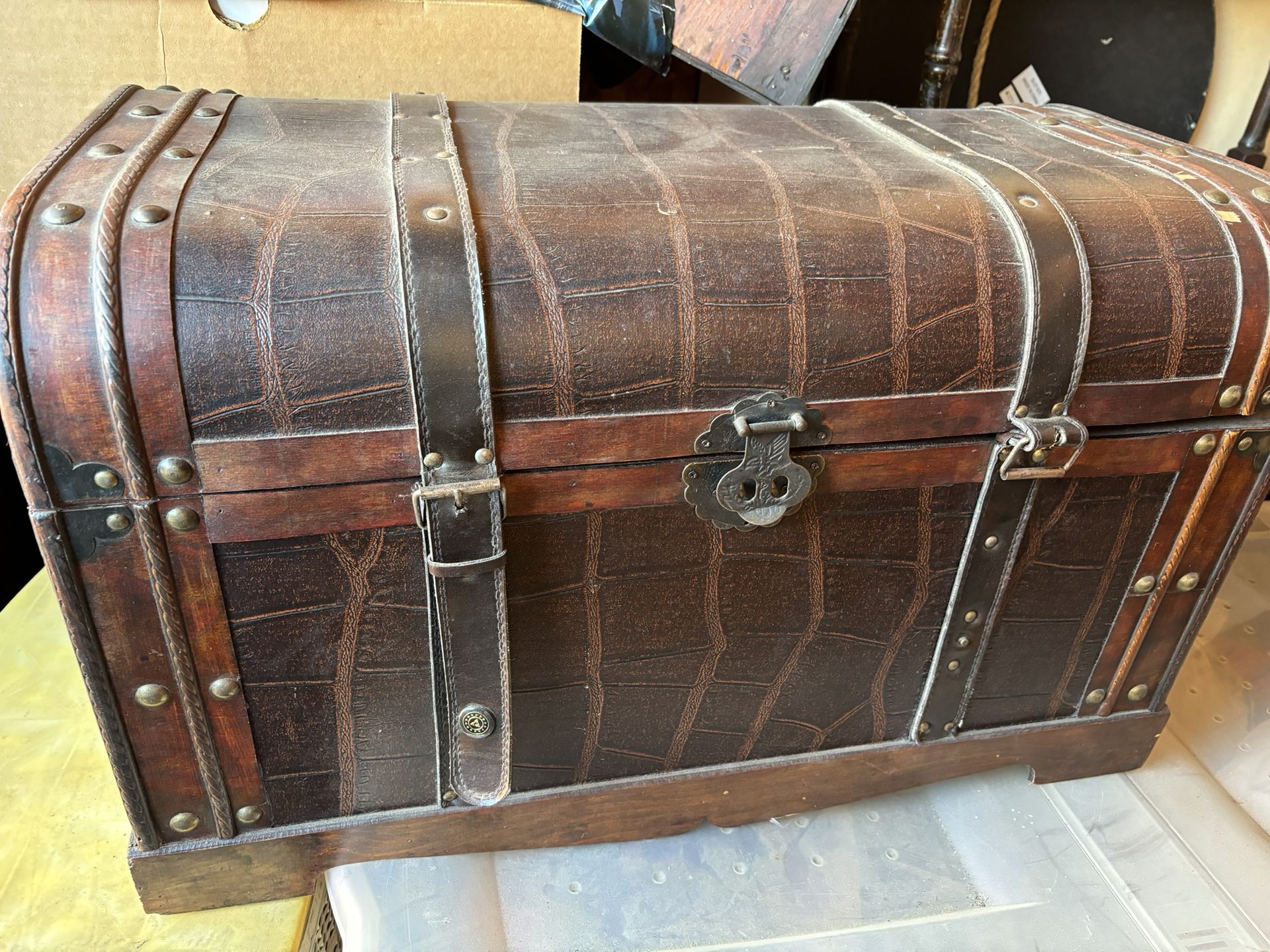 Steamer/pirate Trunk
