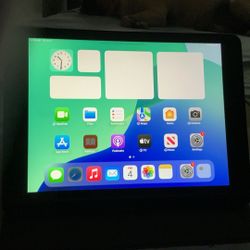 iPad 7 Generation WiFi + Cellular 