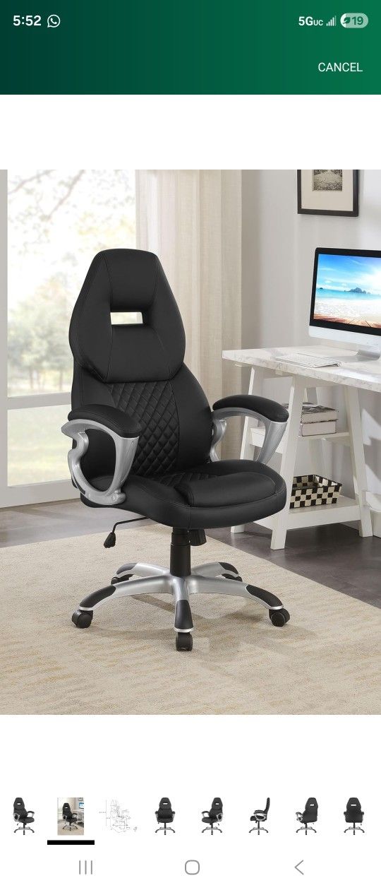 Computer Chairs New In Box At Store