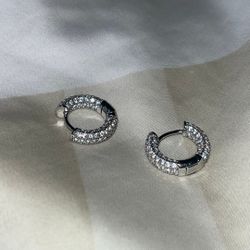 Hoop Huggie Earring's  fashion jewelry for men or women 