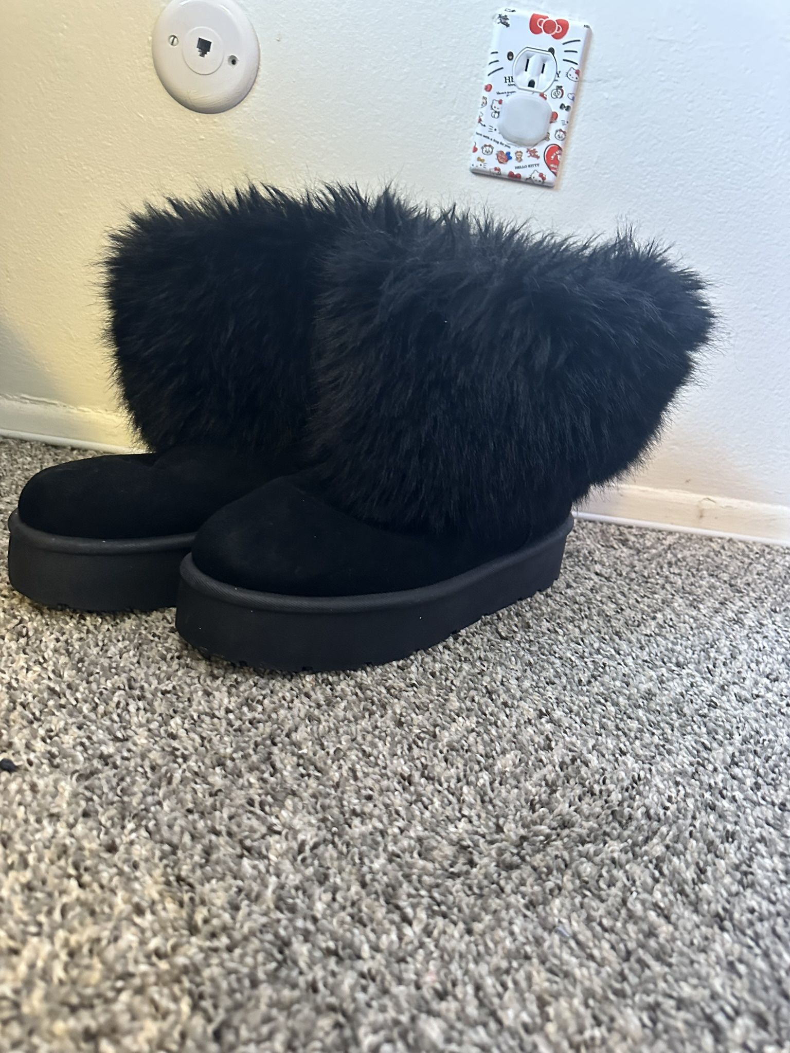 Size 12 Fuzzy Boots
