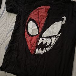 Spider-Man Venom Shirt Xl