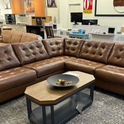 Baskove Auburn 3-piece Sectional,seccional,couch/Delivery Available/ Financing Options/
