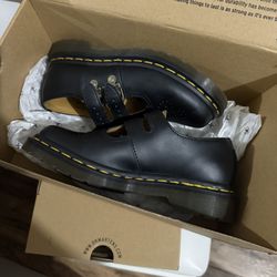 Dr. Martens Mary Jane 