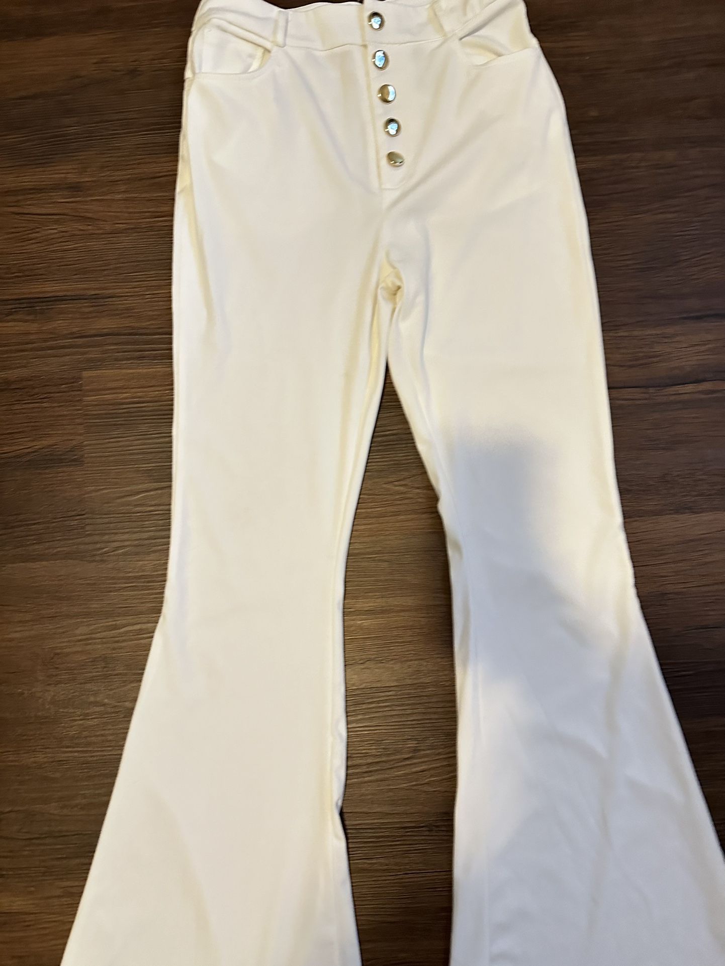 Stylish Flared White Pants with Gold Button Detail