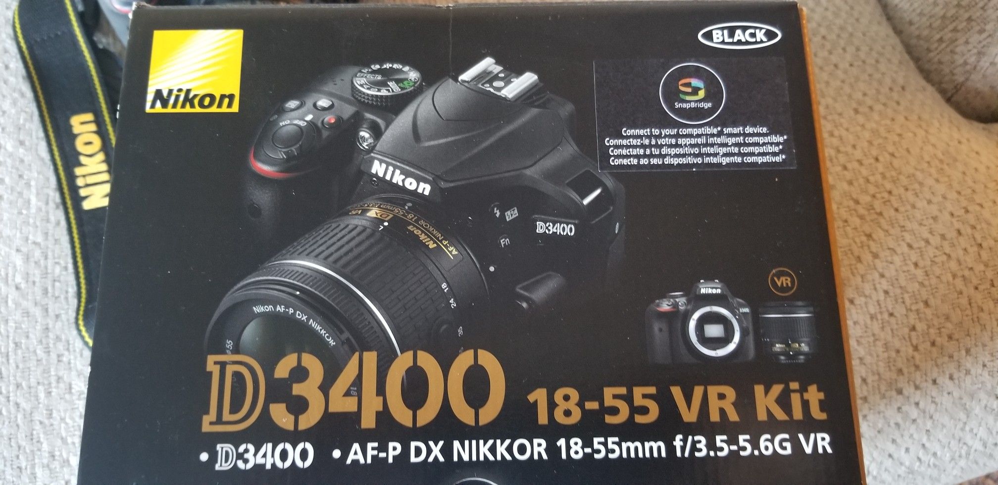 Nikon D3400 15-55 VR kit. Bought recently, lightly used by one owner. Comes with all pictured