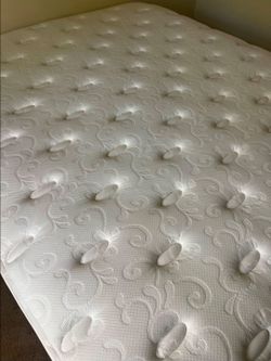 Beauty Rest Mattress, Box Spring and Frame