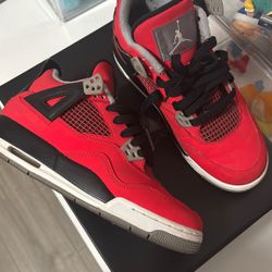 Jordan Toro 4 Size 4.5Y