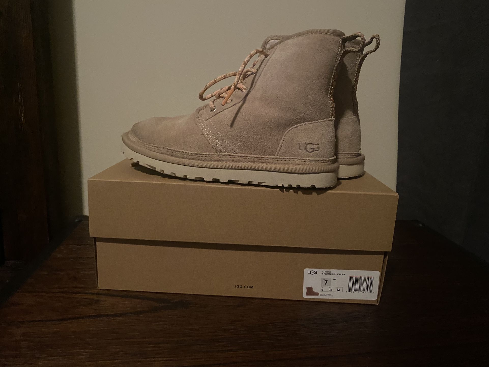 UGG Women’s Size 7