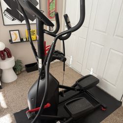 Schwinn 411 Compact Elliptical – Compact, Full-Body Workoutg
