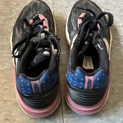 Nike basketball Shoe